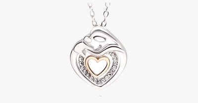 Cute Mommy And Baby Heart Pendant Necklace