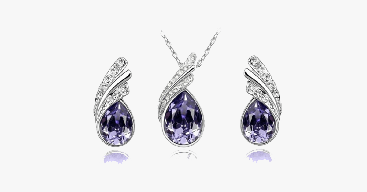 Angle Tear Drop Austrian Crystal Pendant & Earring Set – A Unique and Fashionable Addition to Your Collection