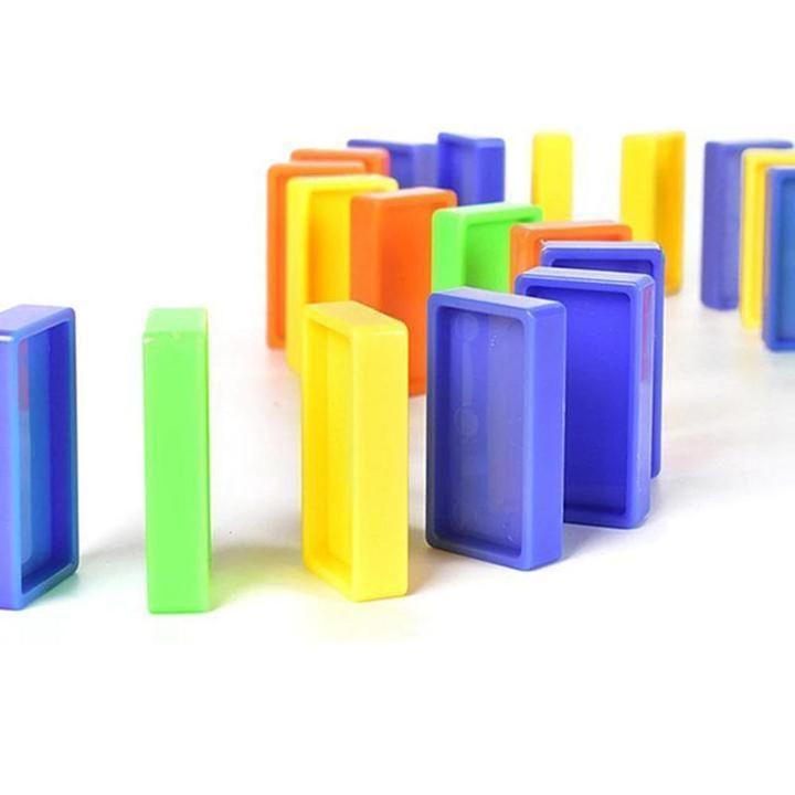 Automatic Domino Train