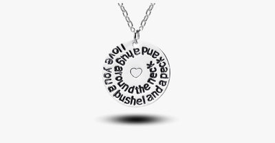 Bushel Peck & Hug Pendant