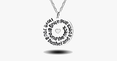 Bushel Peck & Hug Pendant