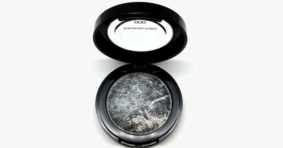 Baked Shimmer Eyeshadow - Available in Different Metallic Colors - Gives You the Shimmer Look!