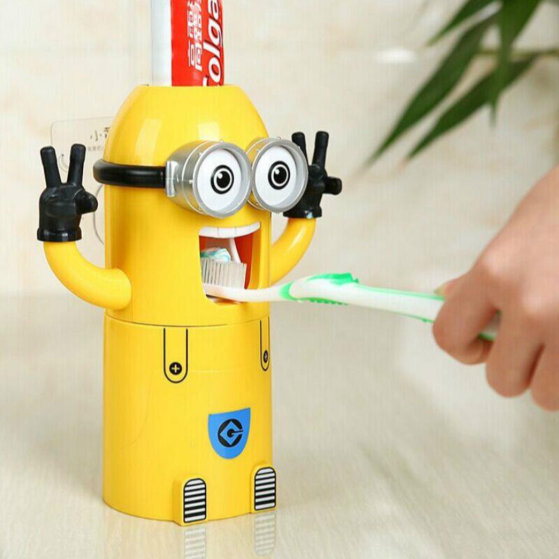 Creative Cartoon Toothbrush Holder Set