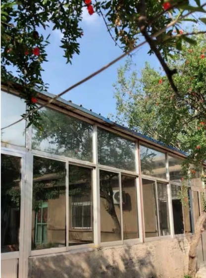 Anti-glare anti-peeping heat insulation film